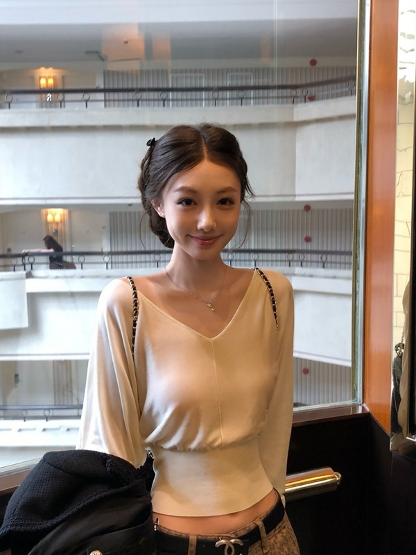 2025巨美蝙蝠袖针织衫女秋季感纯欲气质收腰短款打底长袖上衣|undefined