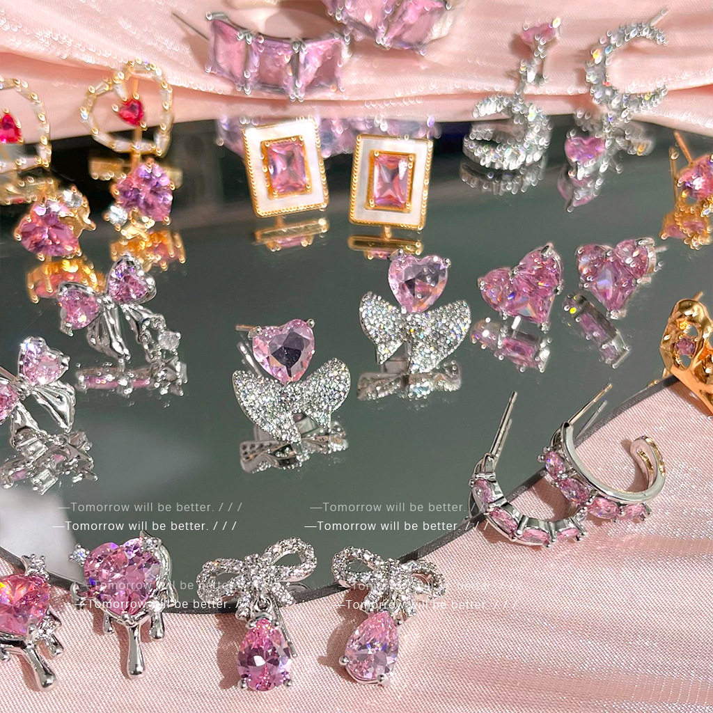 甜酷辣妹粉色锆石蝴蝶结耳钉小众轻奢气质爱心耳环高级感耳饰批发