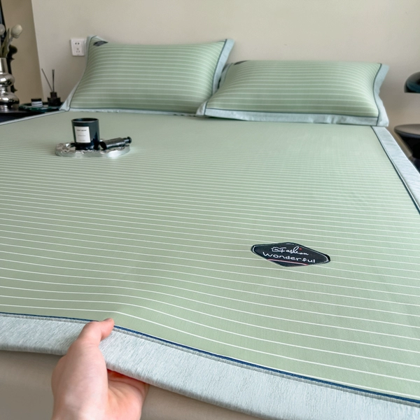 Stripes—Green Bed Mat Style