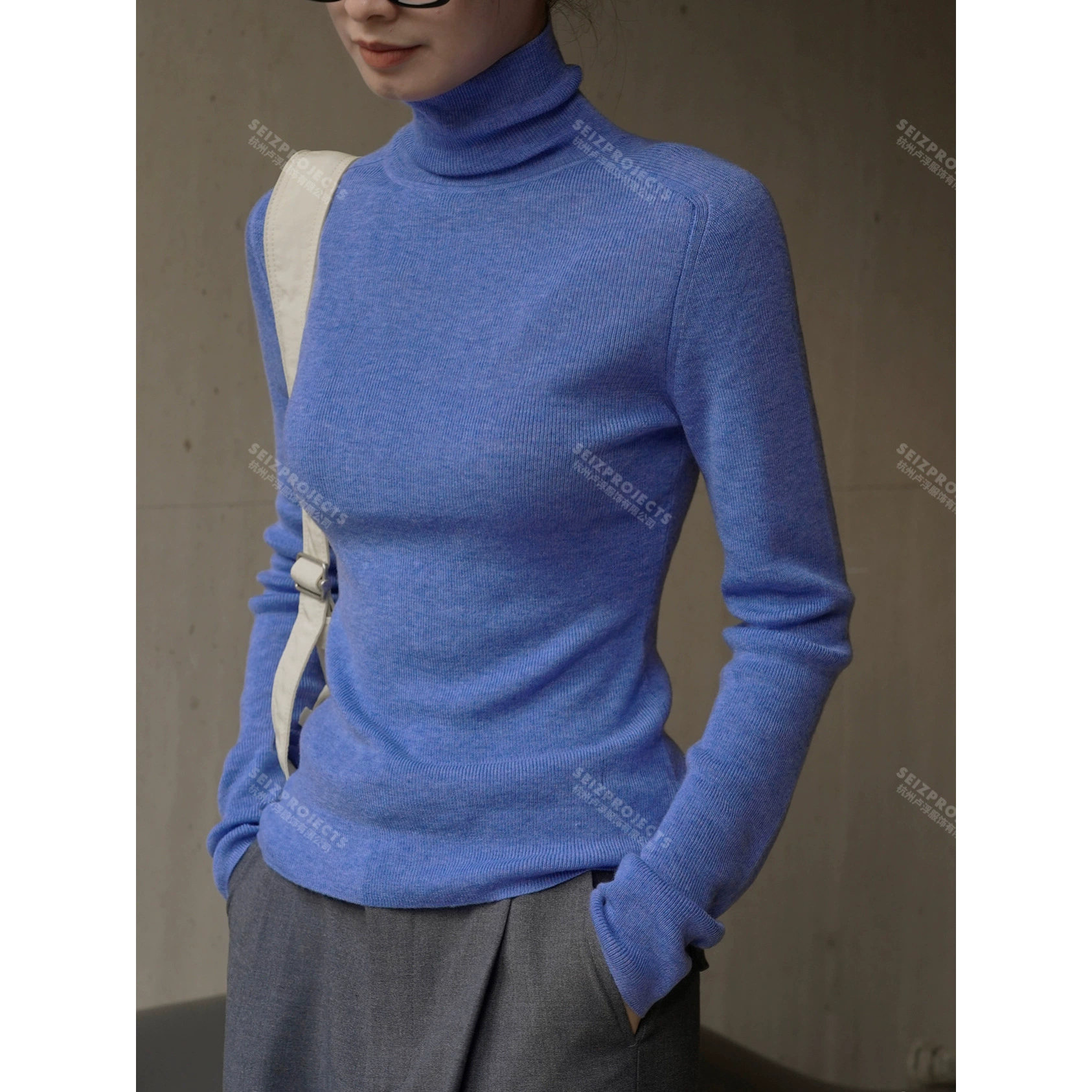 Новая осенняя коллекция Louvre: модная простая шерстяная блузка с высоким воротником в корейском стиле, облегающий топ для женщин, утягивающий фигуру.