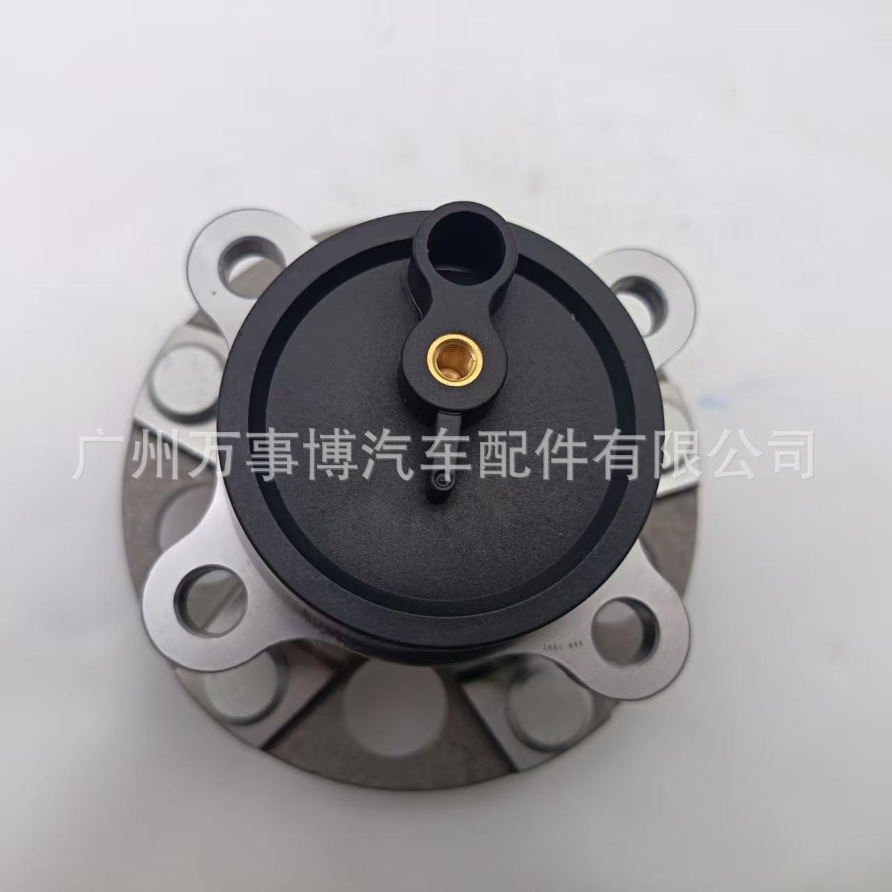 Suitable for Dongfeng Nissan Jinqi (P15) Rear Wheel Hub Bearing 43202-5R60A 43202-5R00A
