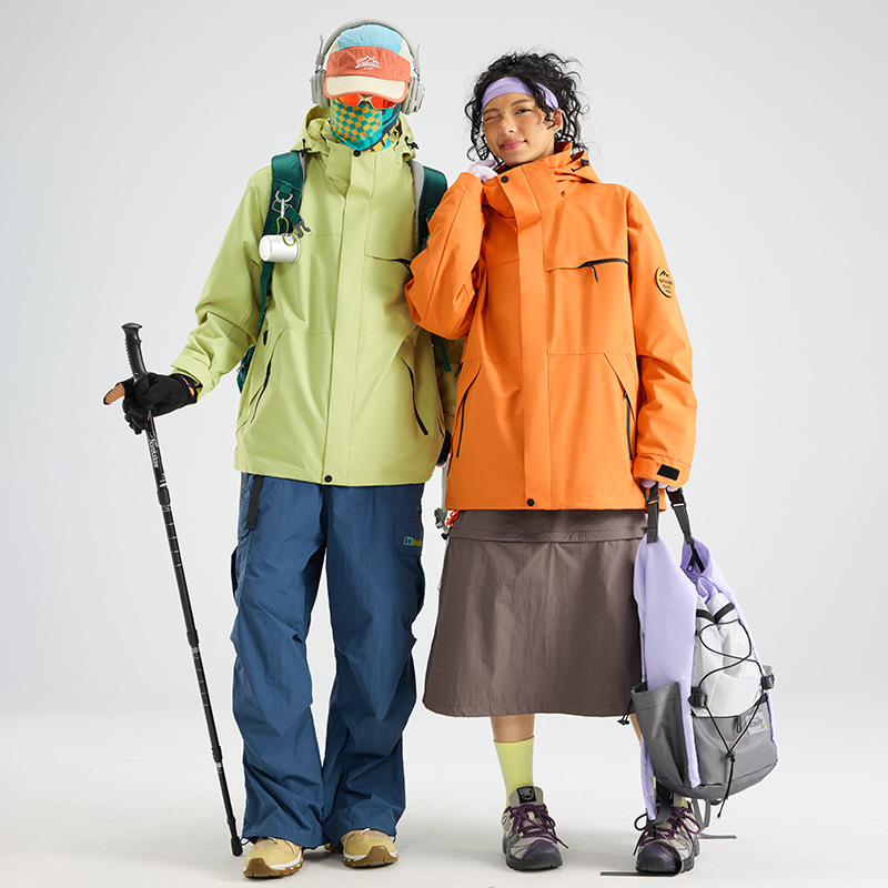 Direct manufacturer of windproof and warm unisex mountaineering and skiing jackets, outdoor waterproof dopamine jackets