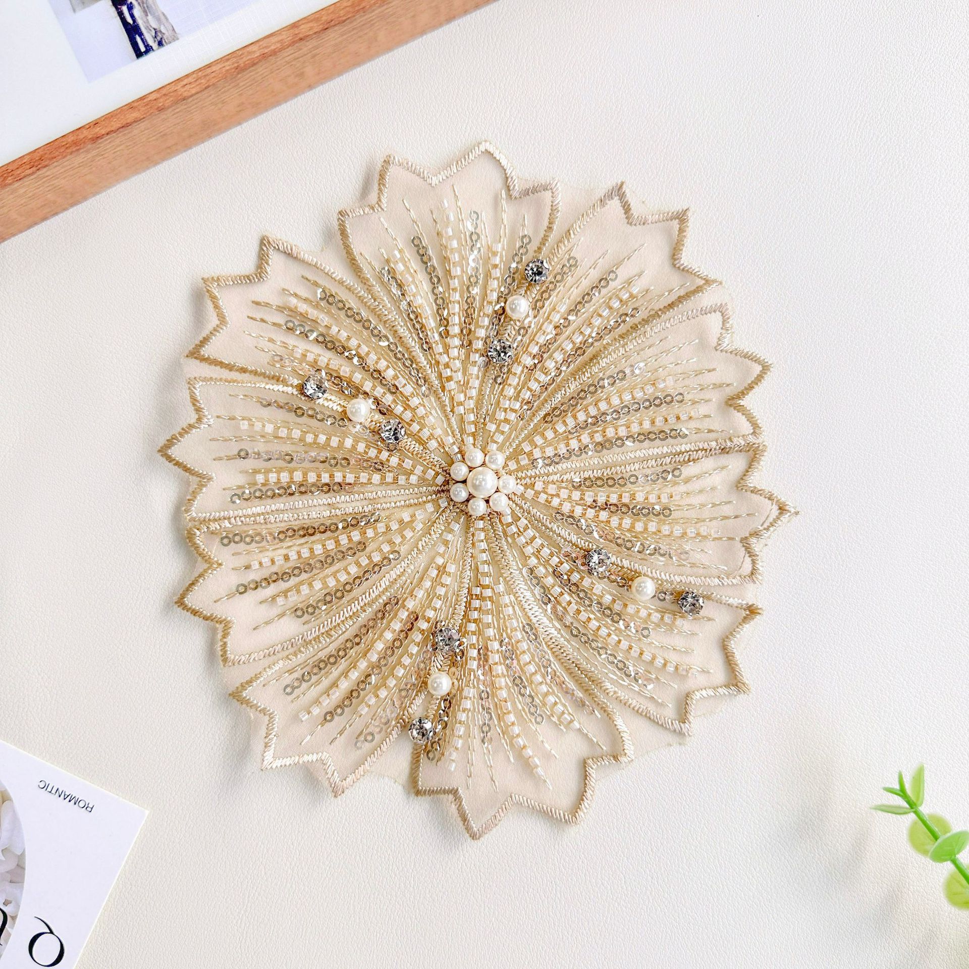 Lentejuelas multicolores, malla de perlas de arroz, pegatinas de tela bordadas, accesorios para el cabello de mujer, sombreros, accesorios a juego, decoración de vestidos de flores