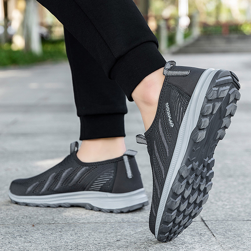 Comfortable Walking Shoes For Seniors Breathable Mesh Mom Sneakers_voghion.com