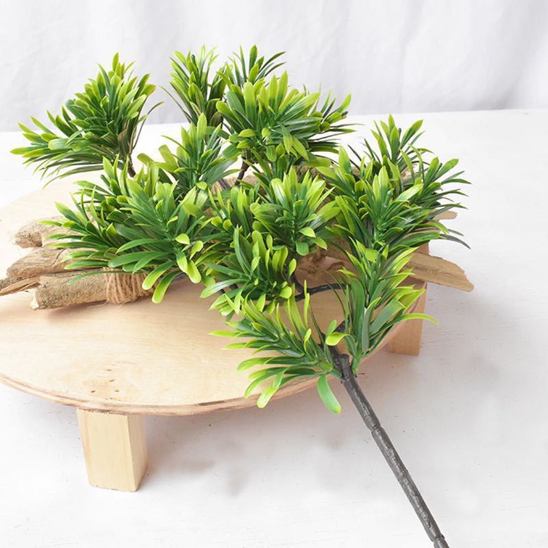 Artificial Fake Tree Luohan Pine Tree Artificial Leaves Evergreen Thuja Pine Landscape Trunk Simulation Cedar Wholesale Artificial Fake Tree Luohan Pine Tree Artificial Leaves Evergreen Thuja Pine Landscape Trunk Simulation Cedar Wholesale
