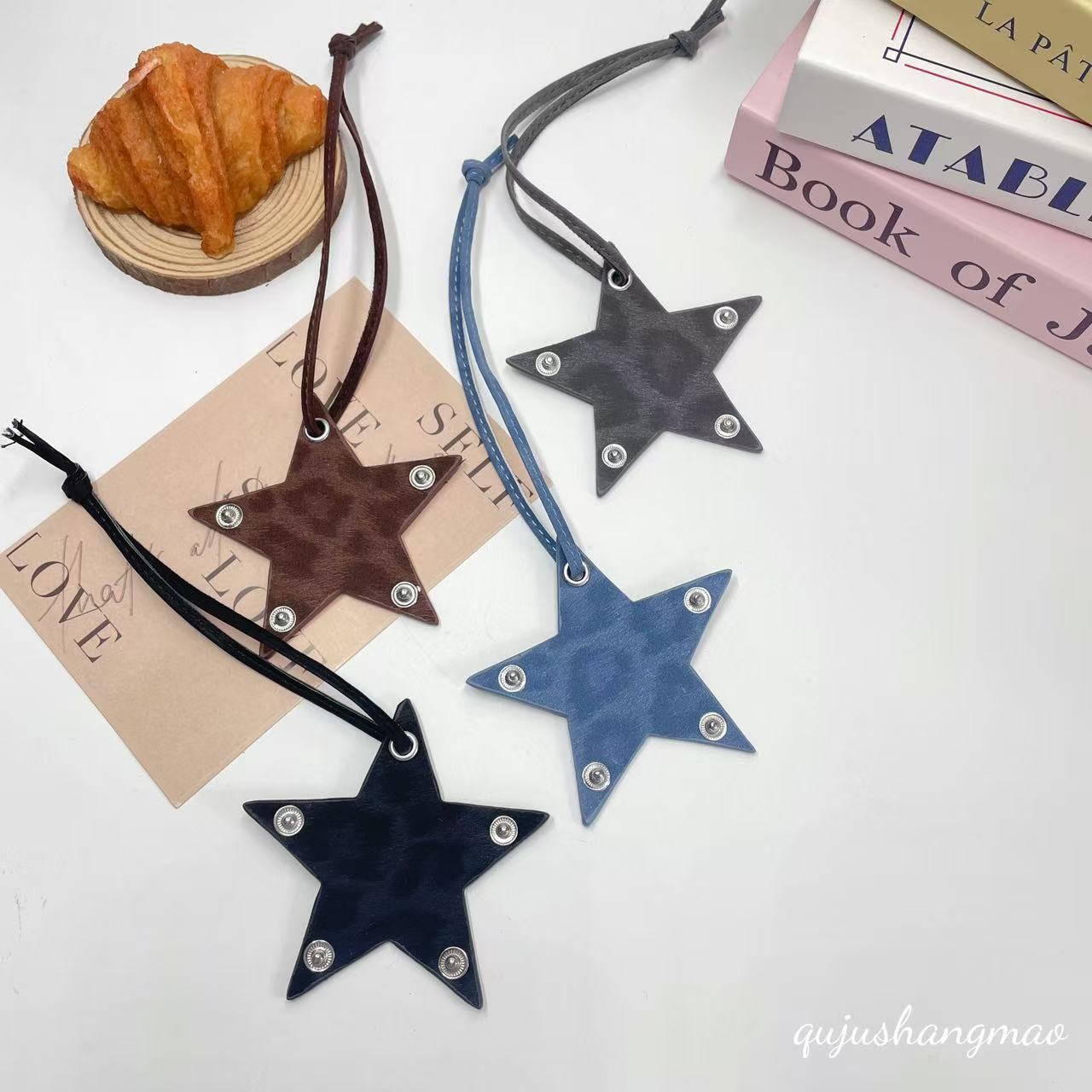 New Leopard Print Star Pendant Niche Leather Pendant High-End Heavy-Duty Rivet Star Bag Pendant Car Pendant