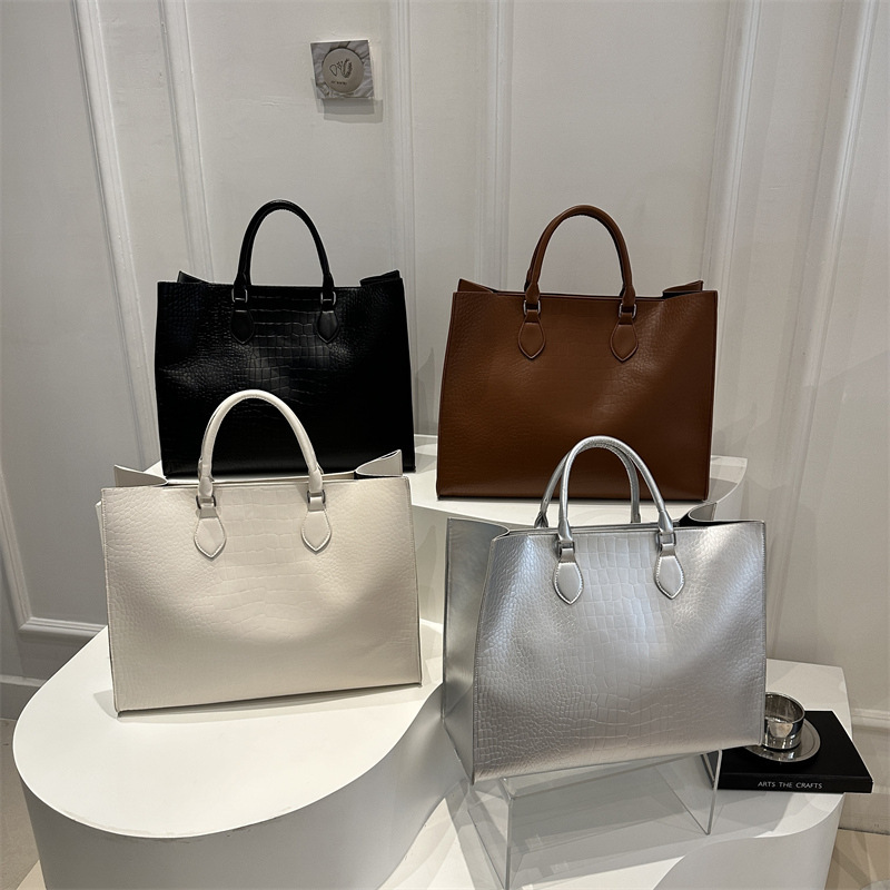 ファッションレトロ2025新型大容量夏カジュアル美しい純色シングル肩トート腋の下ハンドバッグ|undefined
