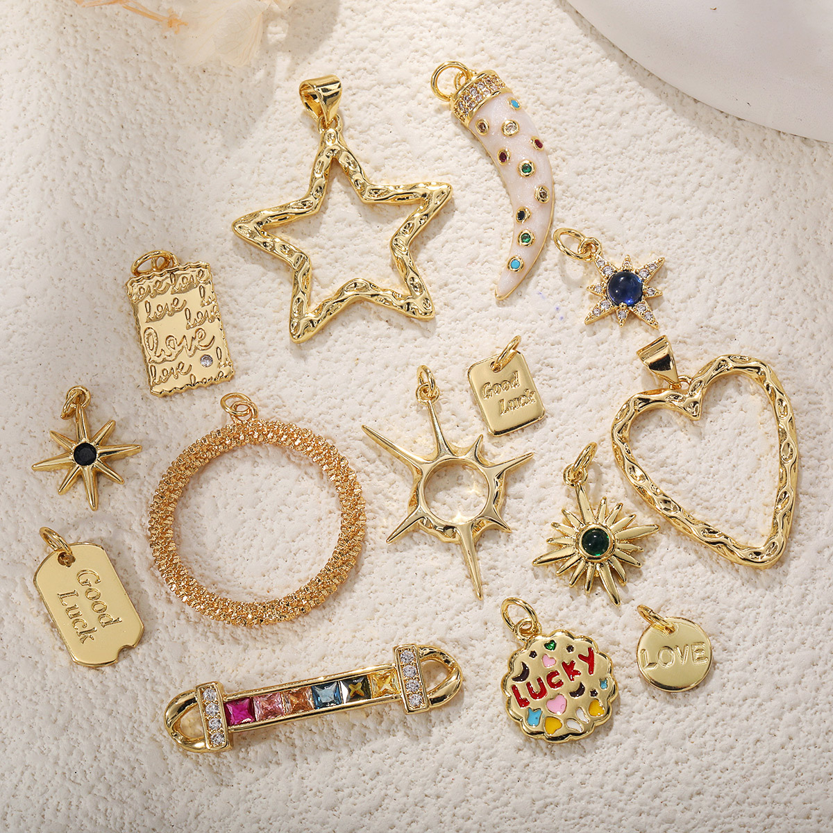1 Piece 17*7mm 27*20mm 29*7mm Copper Zircon Gold Plated Sun Letter Star Pendant