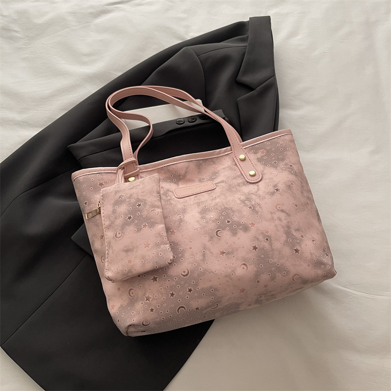 Bolso de moda de moda temperamento versátil bolso de hombro de gran capacidad 2026 nuevo bolso de brazo de viaje simple casual