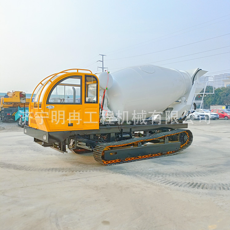 砂石料搅拌混凝土履带罐车 出料3方橡胶履带水泥罐车 转弯半径小
