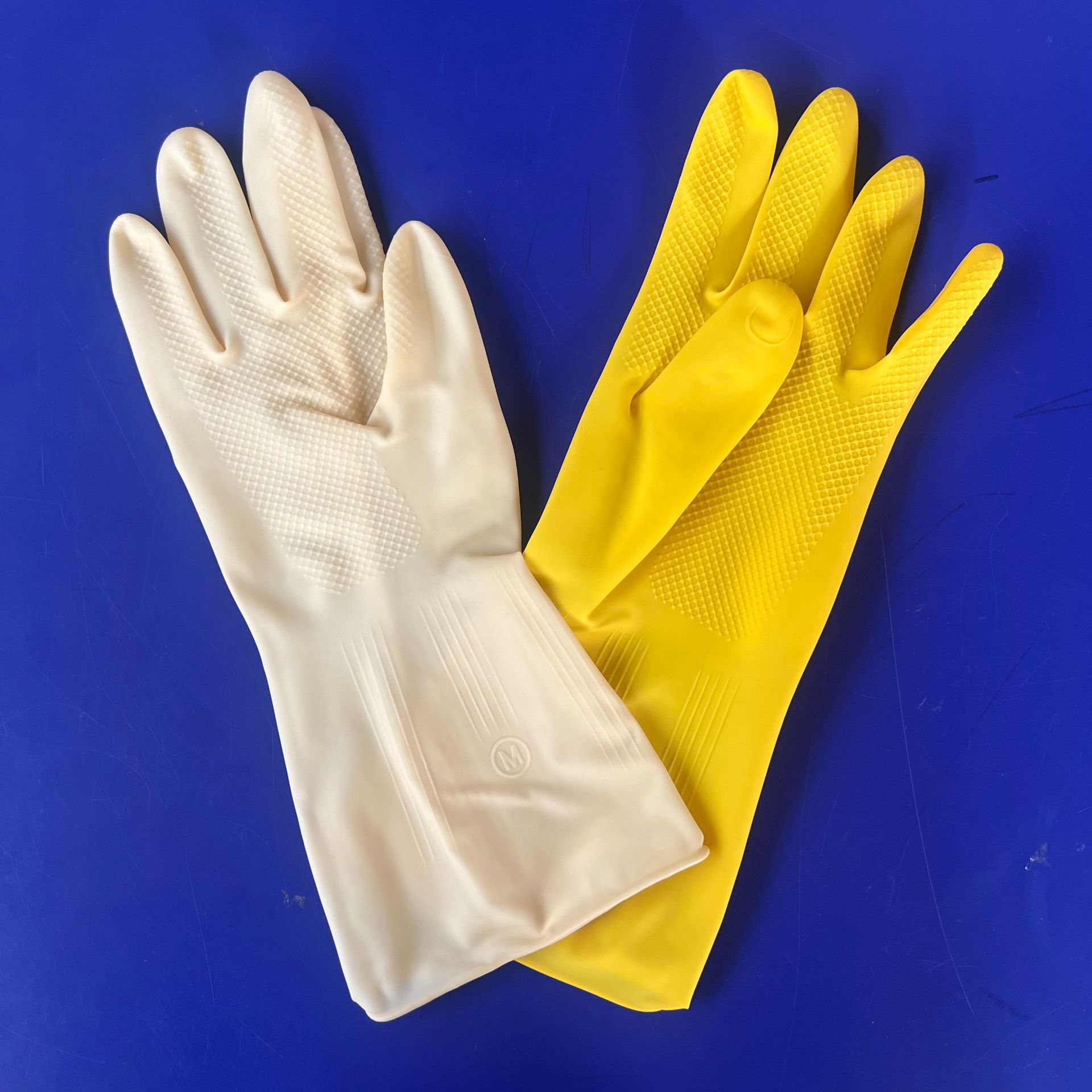 ffbff917f3e8efaa50c003f728e53e