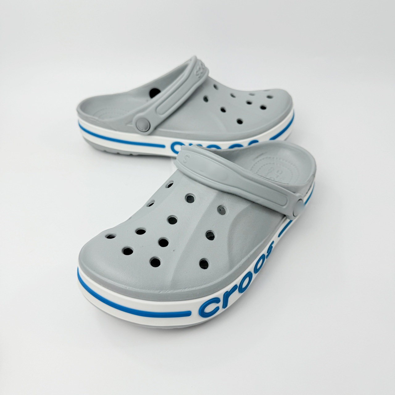 Dabeiya [light gray aqua]