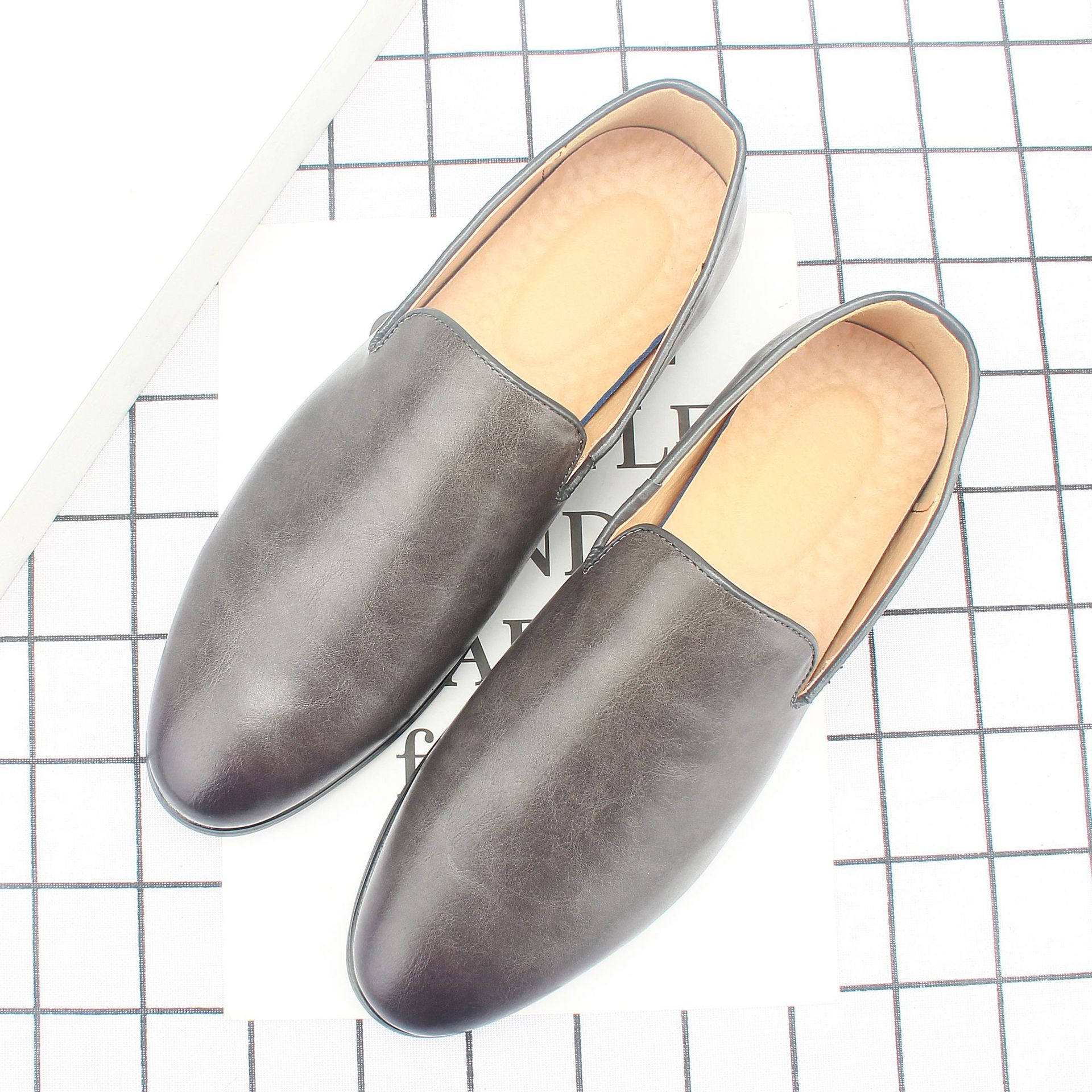 ƤЬ��������ʿ͸��ƤЬ���泱������Ь����Ь��Ь�ݳ�һ�ŵ�2206