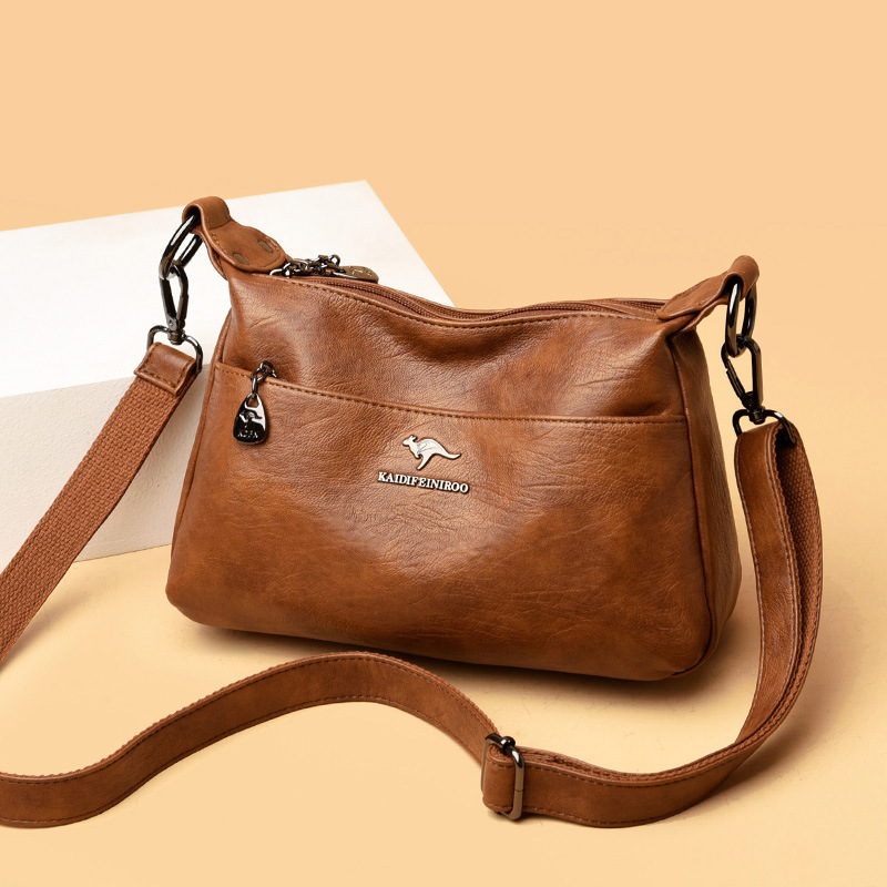2020 new ladies bag large capacity messenger bag casual mother bag all-match shoulder bag Europe and the United States a generation of hair 2020 new ladies bag large capacity messenger bag casual mother bag all-match shoulder bag Europe and the United States a generation of hair