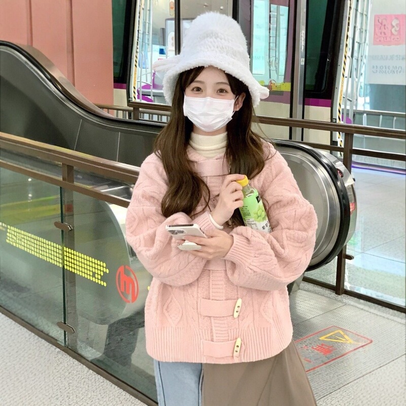 Hooded pink cardigan with horn buttons for women, autumn and winter, soft, gentle, sweet, cute, casual, loose-fitting knitted coat