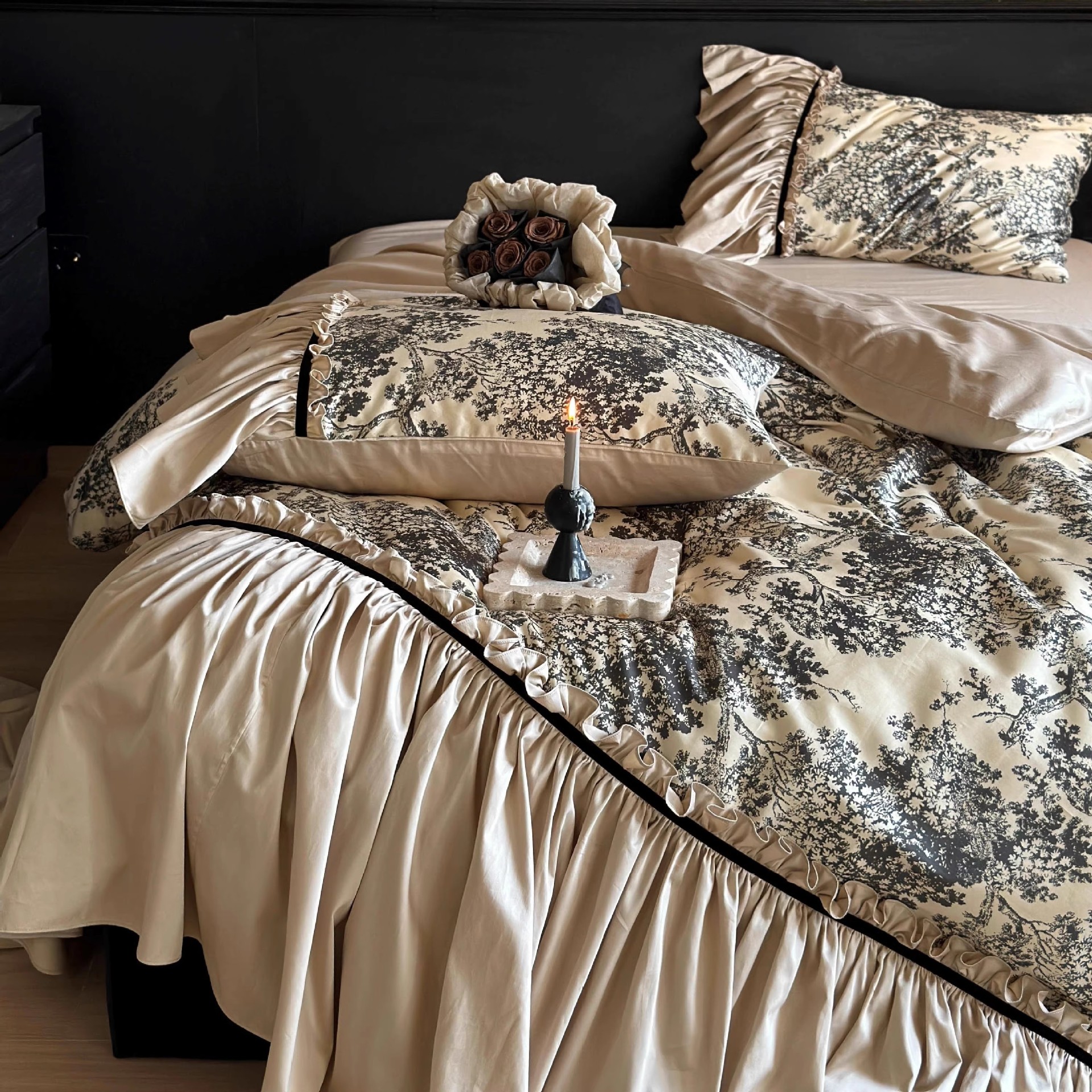 Nordisch-französischer Vintage-Boho-Stil, inspiriert von Rom︱ Vierteiliges Set aus 100-Faden-Baumwolle im französischen Vintage-Stil, Bettbezug aus reiner, langstapeliger Baumwolle mit romantischer Spitze_voghion.com