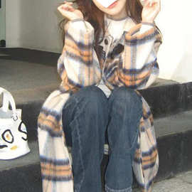 感格子毛呢外套女秋冬新款牛角扣韩版气质小众中长款呢子大衣