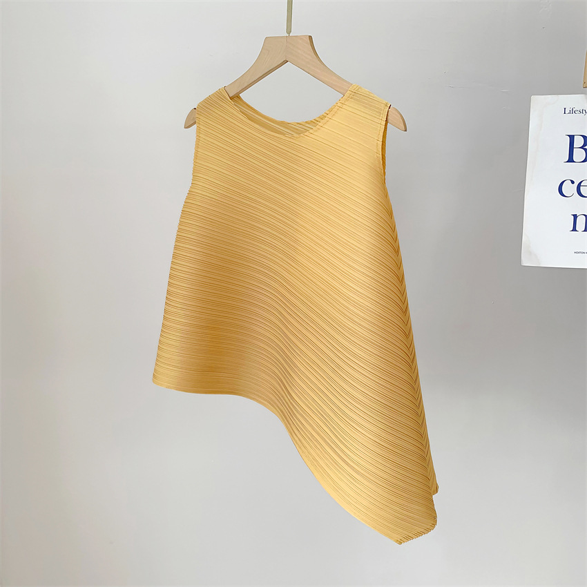 三宅流プリーツトップス レディース イレギュラーTシャツ ラウンドネック ノースリーブ ニッチ 快適 カジュアル ファッション 多用途