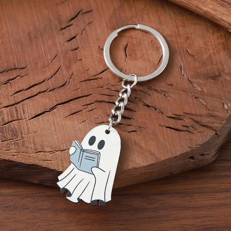 レトロなハロウィーンのかわいいキーホルダー、丸いリングバックルが付いた漫画の木製ペンダント|undefined