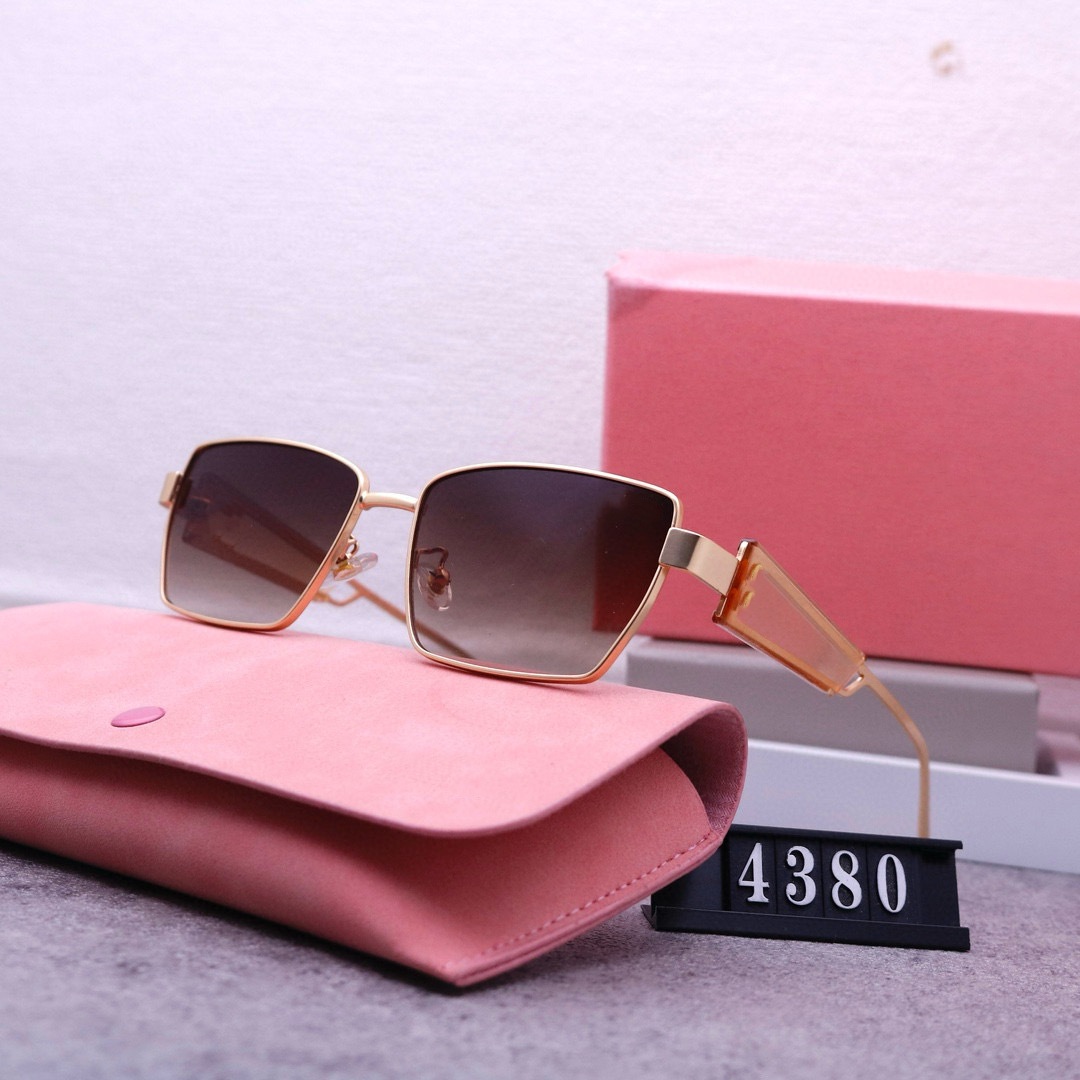 Neue 2024 Box Modische trendige Männer Frauen zeigen weiße und dünne Sonnenbrillen mit Advanced Sense_voghion.com