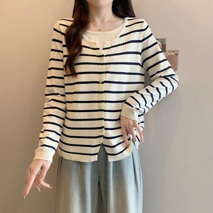 Sweet Age-reducing Stripe Stitching Fake Two-piece Top Women's plus size chubby girl Spring All-match Belly-covering Slimming Sweater