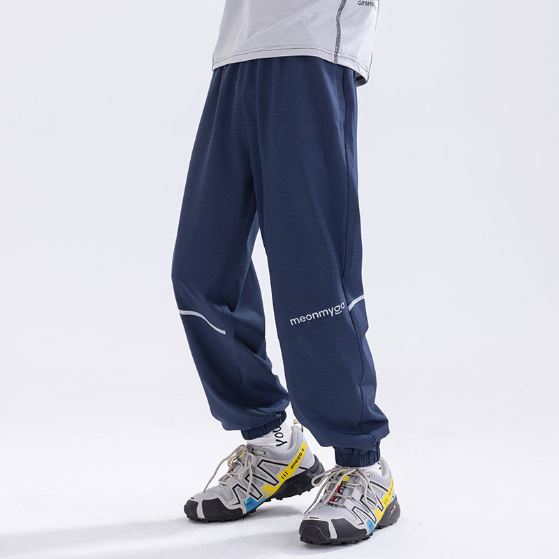 男の子のスポーツズボンの夏の薄いタイプの2025新型のかっこいい子供の夏服の通気性のズボンの男の子の大きい子供のズボンのファッション|undefined