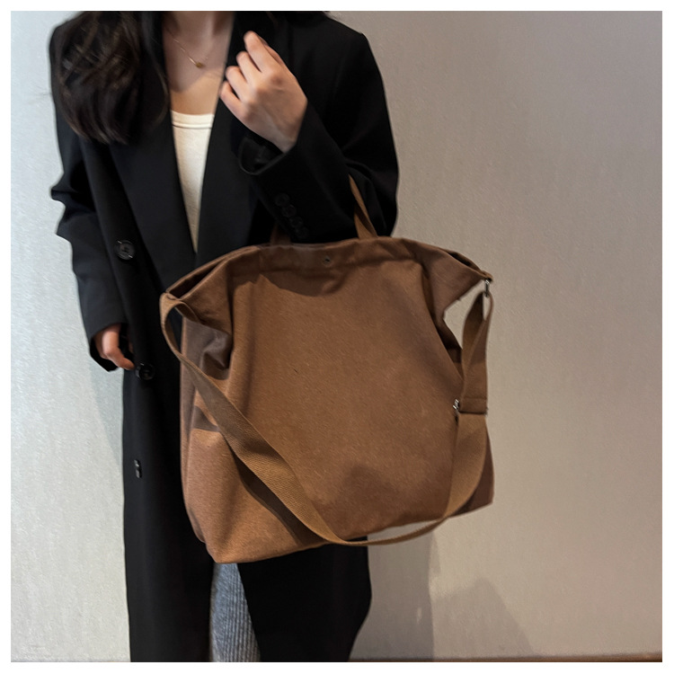 Women's Canvas Solid Color Basic Square Zipper Shoulder Bag display picture 2