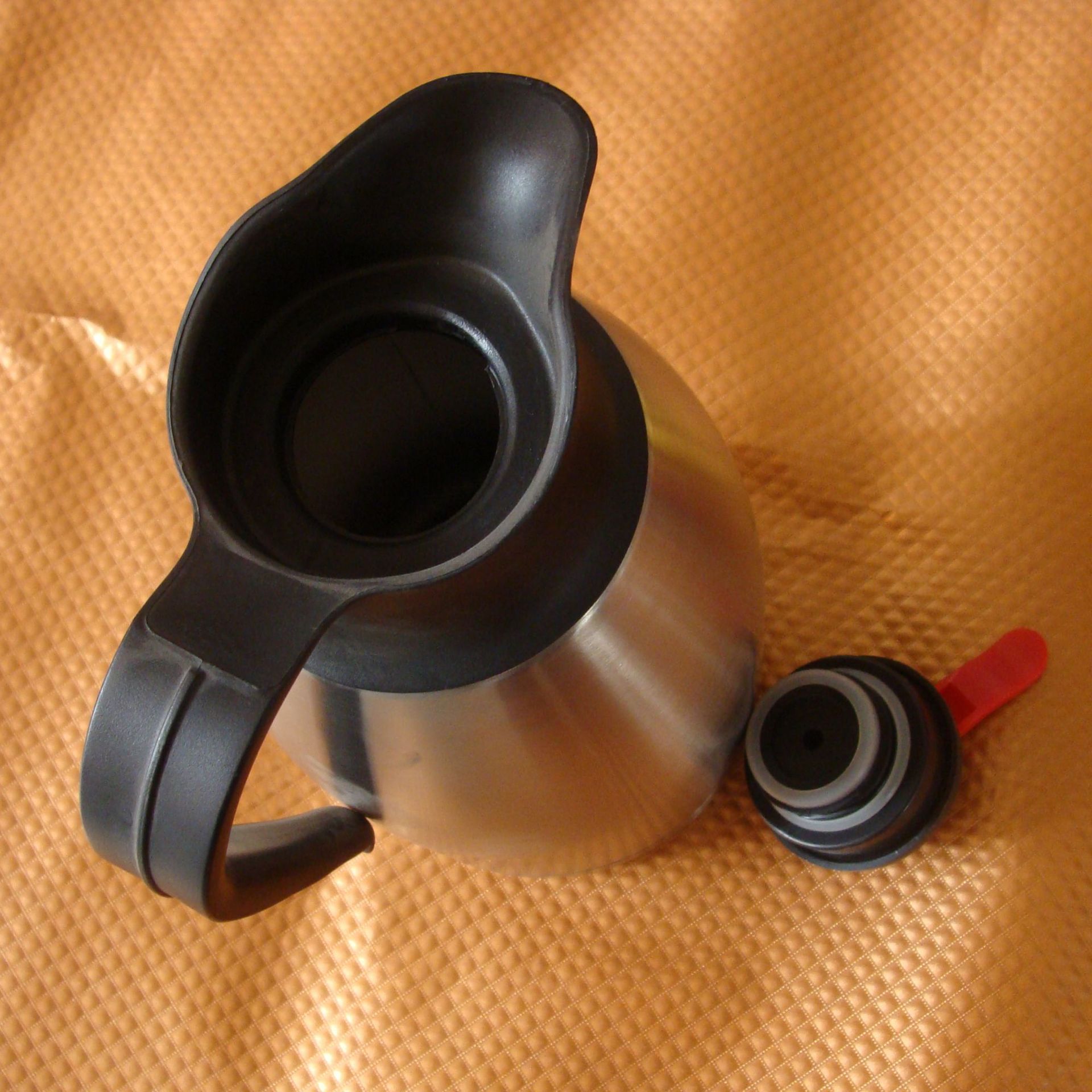 Venta caliente Hotel 304 de acero inoxidable hervidor de vacío 1.5L gran capacidad hogar aislado hervidor 5L cafetera