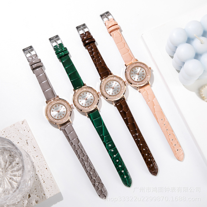 Comercio exterior reloj de moda señoras estudiantes versión coreana de diamantes Moda moda casual cuarzo mujer Mesa vibrato rojo