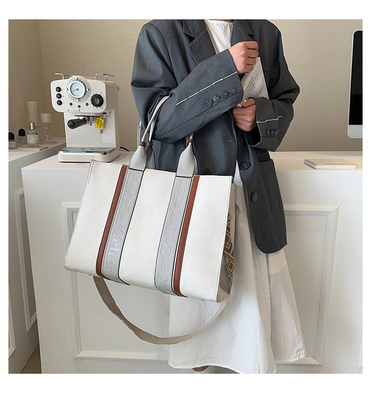 Retro Women's Tote Bag Large Capacity Colour Block Shoulder Bag_voghion.com