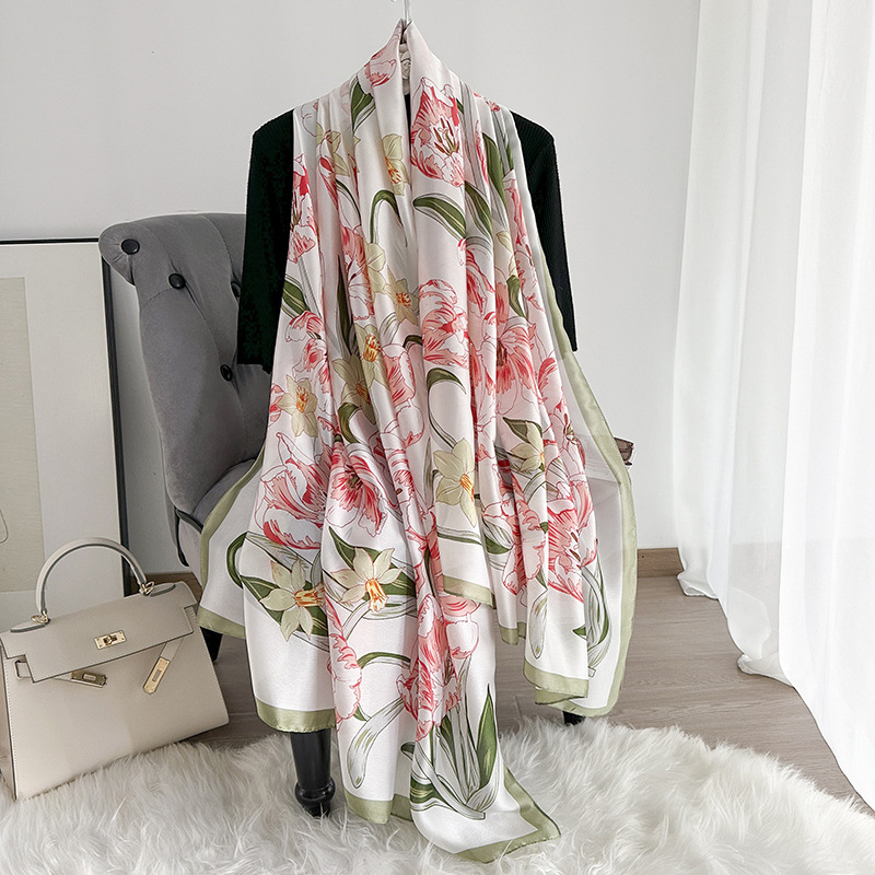 Nueva bufanda de seda estampada de satén de seda babero nuevo estilo exterior de verano chal de viaje protección solar bufanda de seda larga bufanda de estilo occidental para mujer