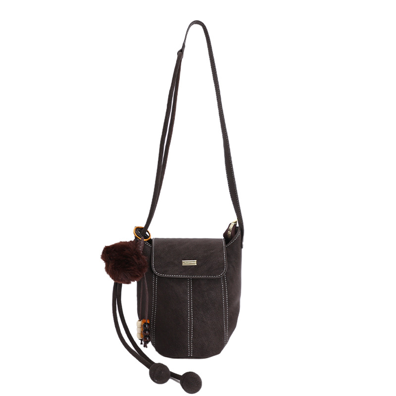 Bolsa de calabaza bolso de balde bolso de mujer 2025 nuevo invierno de alta calidad sensación de viaje universal bolso de hombro retro bolso de mochila