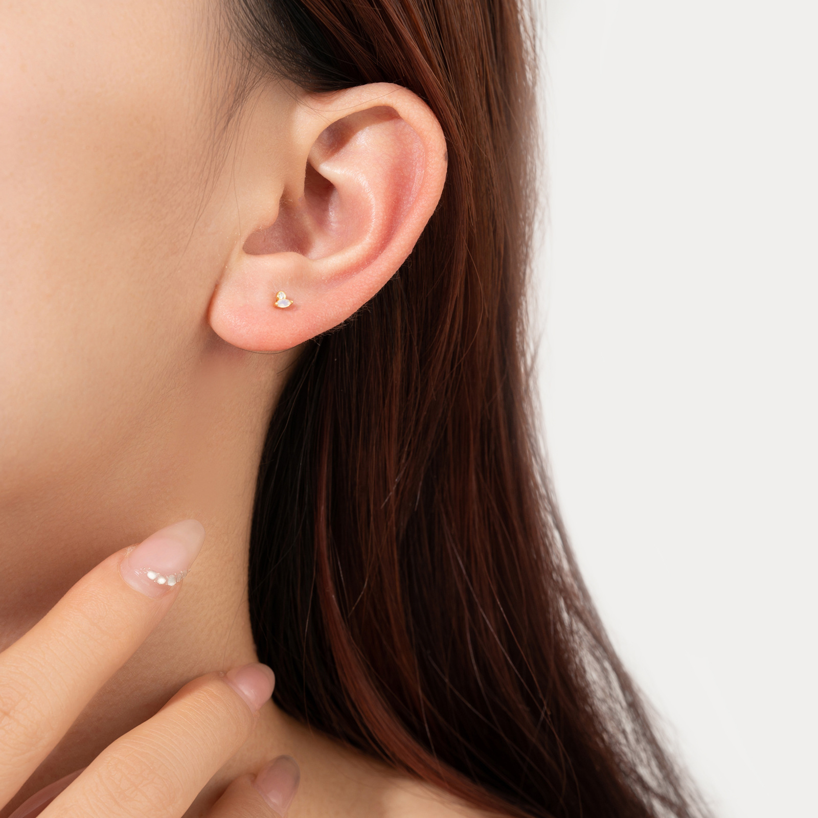 3g Weight 0.05µm-0.08µm Gold Plating Thickness Electroplating Gold Plating Process 925 Sterling Silver Ear Needle Material 18K Real Gold Plated Plating Material Zircon Inlay Material Ear Studs Classification 1 Pair 925 Sterling Silver Zircon Geometric Ear Studs