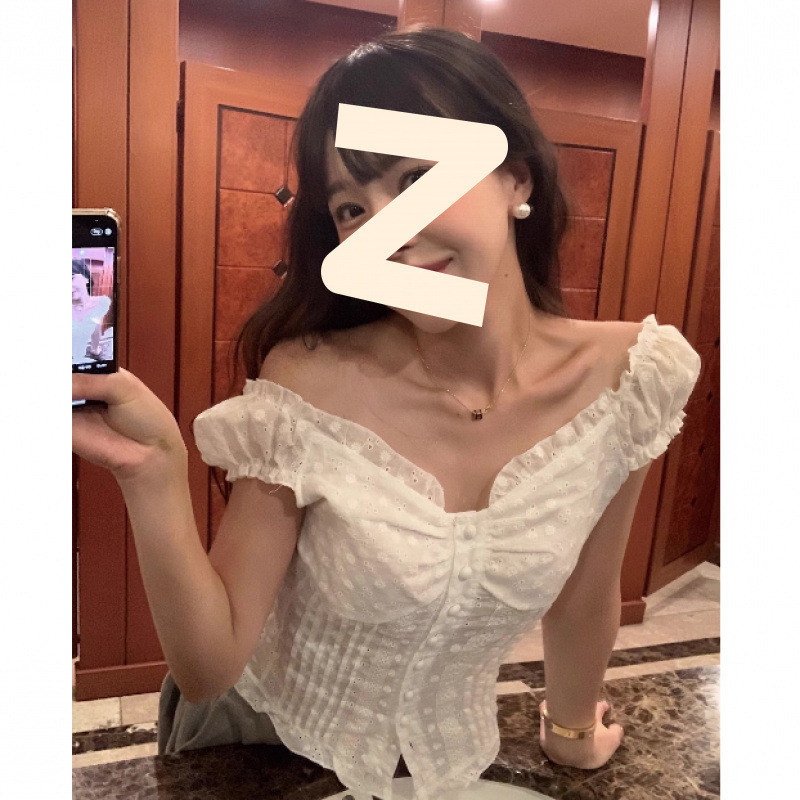 French-Style Heavy-Duty Girly Court Collar Puff Sleeve Short-Sleeve Shirt for Women, Summer Retro Crochet Lace Slim-Fit Top