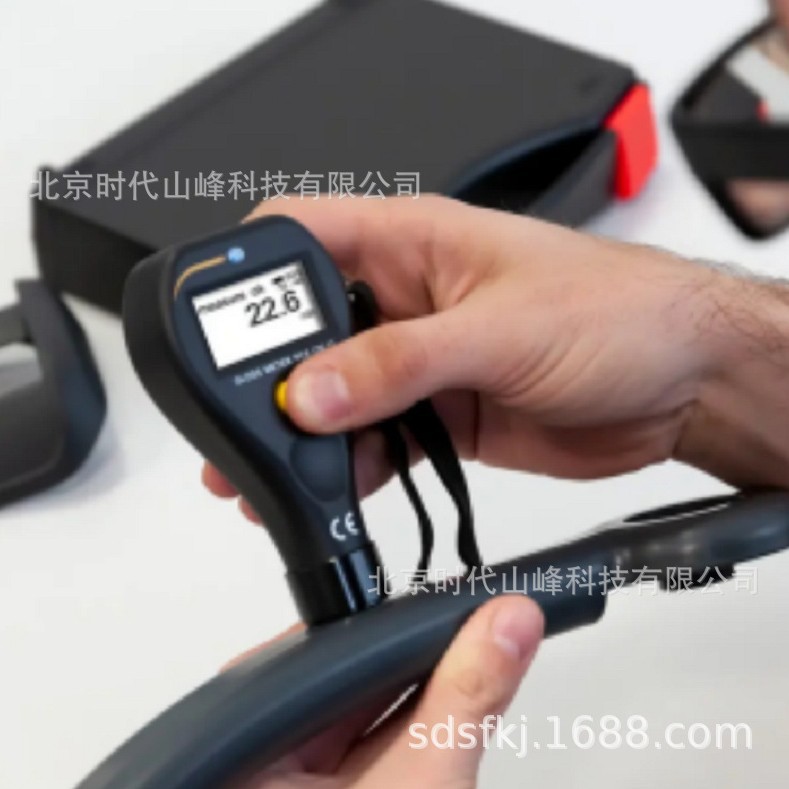 �¹�PCE-GM75������ǿ��Բ���ֱ��4.5 mm���ϱ��棬���Ϊ 1%