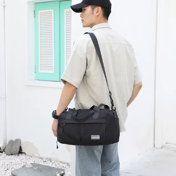 New Dry and Wet Separated Swimming Fitness Men's Light and Short Distance Luggage Storage Bag Outdoor Travel Sports Crossbody Bag for Women