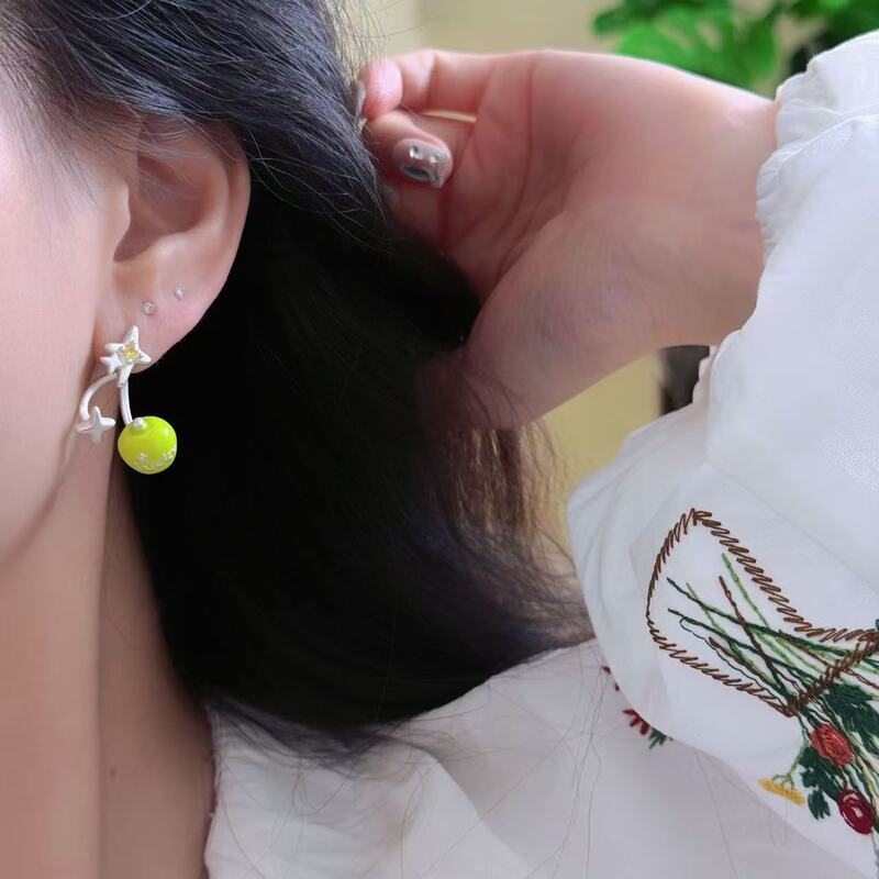 甜美可爱萌趣彩锆字母青苹果芒星耳钉女小众独特感森时尚系耳环潮|undefined
