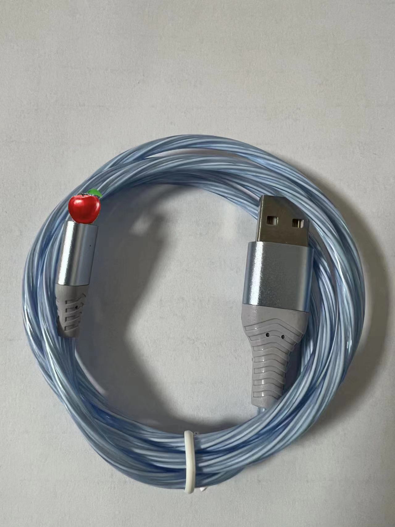 Fábrica al por mayor 40W modelo luminoso adecuado para Apple Android typec teléfono móvil carga rápida tres-en-un cable de datos streamer