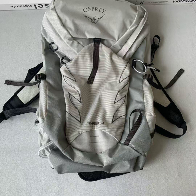 小鹰升/升户外运动登山徒步旅行轻便通勤冲顶轻量化双肩背包包邮|undefined