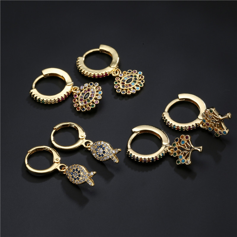 Fashion Simple Style Copper Micro-inlaid Color Zirconium Palm Earrings display picture 8