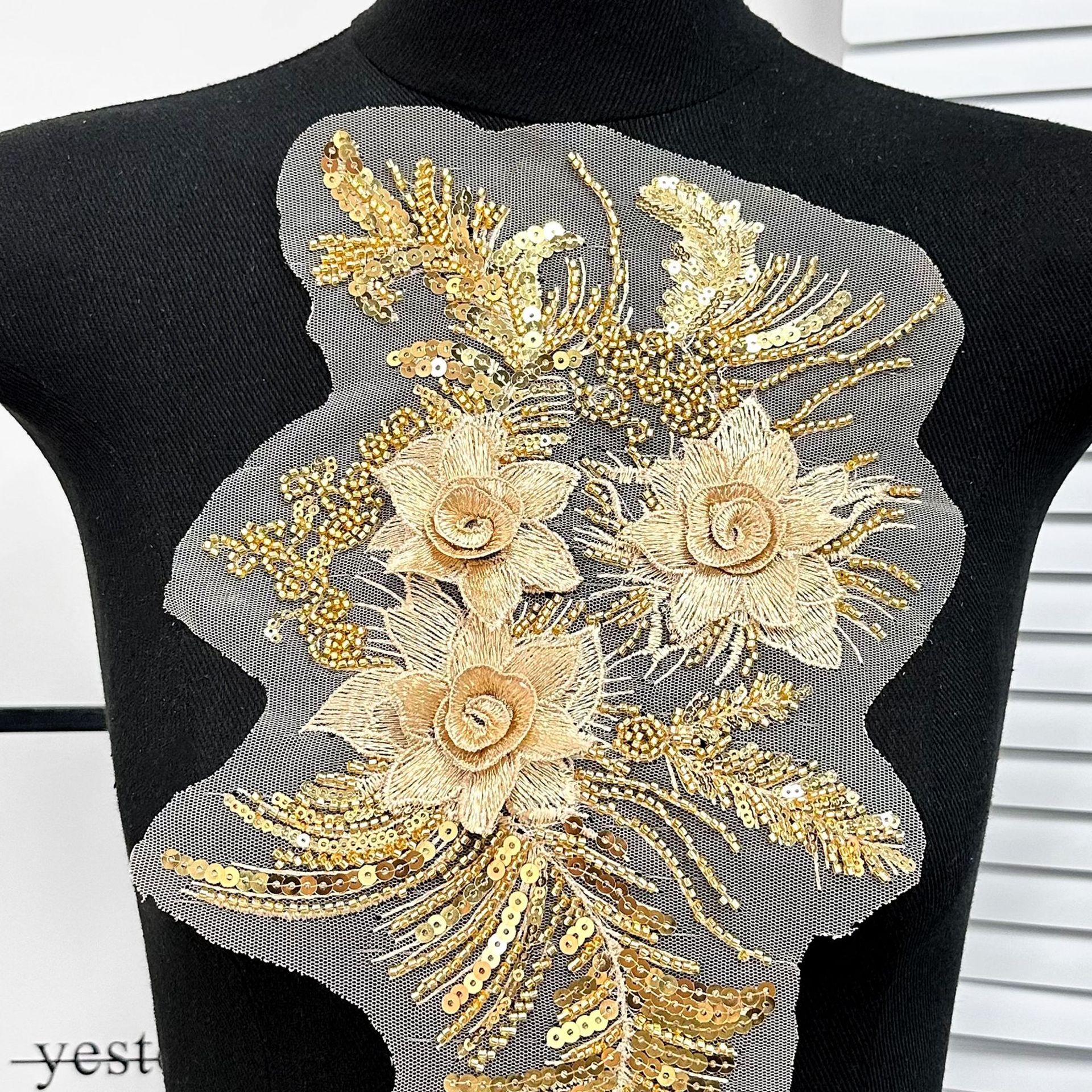 Nuevos productos de malla sequinilla bordada encaje pegatinas de flores ropa camisa de vaqueros suéter vestido de boda accesorios de decoración