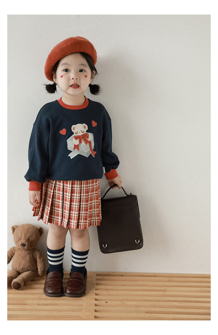 Qiu Duomeng Girls' Cartoon Little Bear Sweater Checkered Set 2024 New Spring and Autumn Children's Top Half Skirt_voghion.com