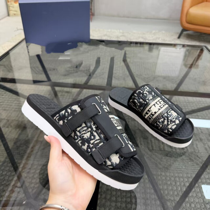 Men's Slide Sandals 2026 Summer D Letter Embroidery Belt Buckle Webbing Flip-Flops Cambodia Vietnam Singapore