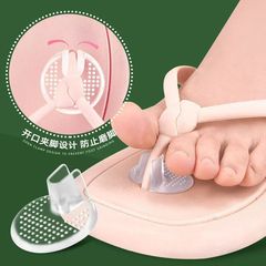シリカゲルの粘性が足を挟んで前の手のひらを引きずる滑り止めマッサージの前の半パッドのサンダルの前のパッドの人の字のスリッパの前のクッション