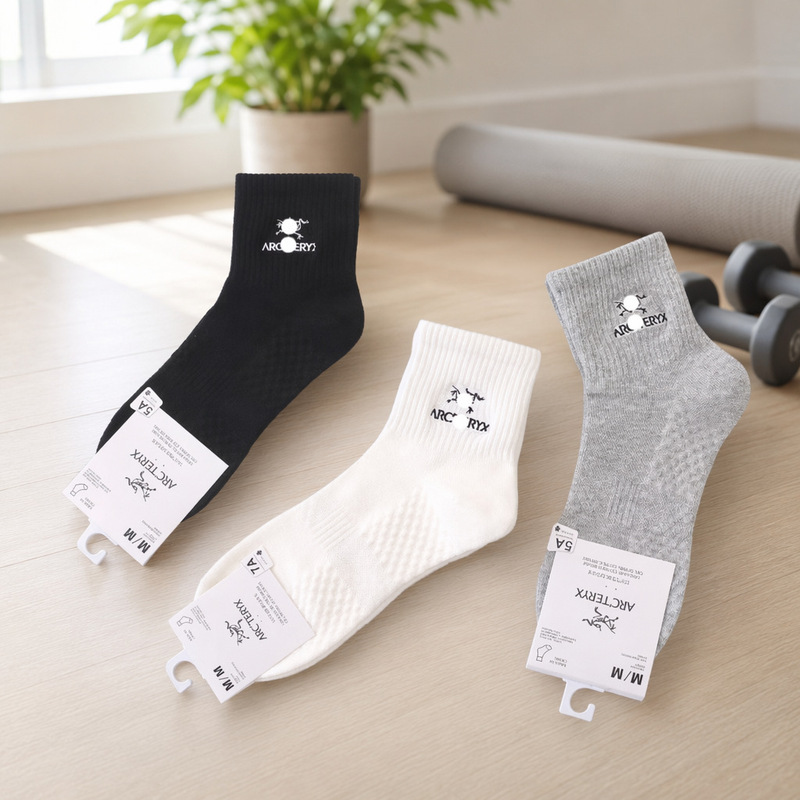 Fortune Bird Summer Embroidered Cotton Socks for Men and Women, Sports Running Breathable Anti-Odor Trendy Mid-Length Casual Versatile Socks Fortune Bird Summer Embroidered Cotton Socks for Men and Women, Sports Running Breathable Anti-Odor Trendy Mid-Length Casual Versatile Socks