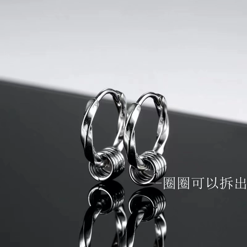 Мужские черные серьги, 2025 год