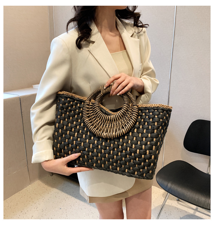 Women's Medium Straw Solid Color Vacation Streetwear Weave Zipper Straw Bag display picture 12