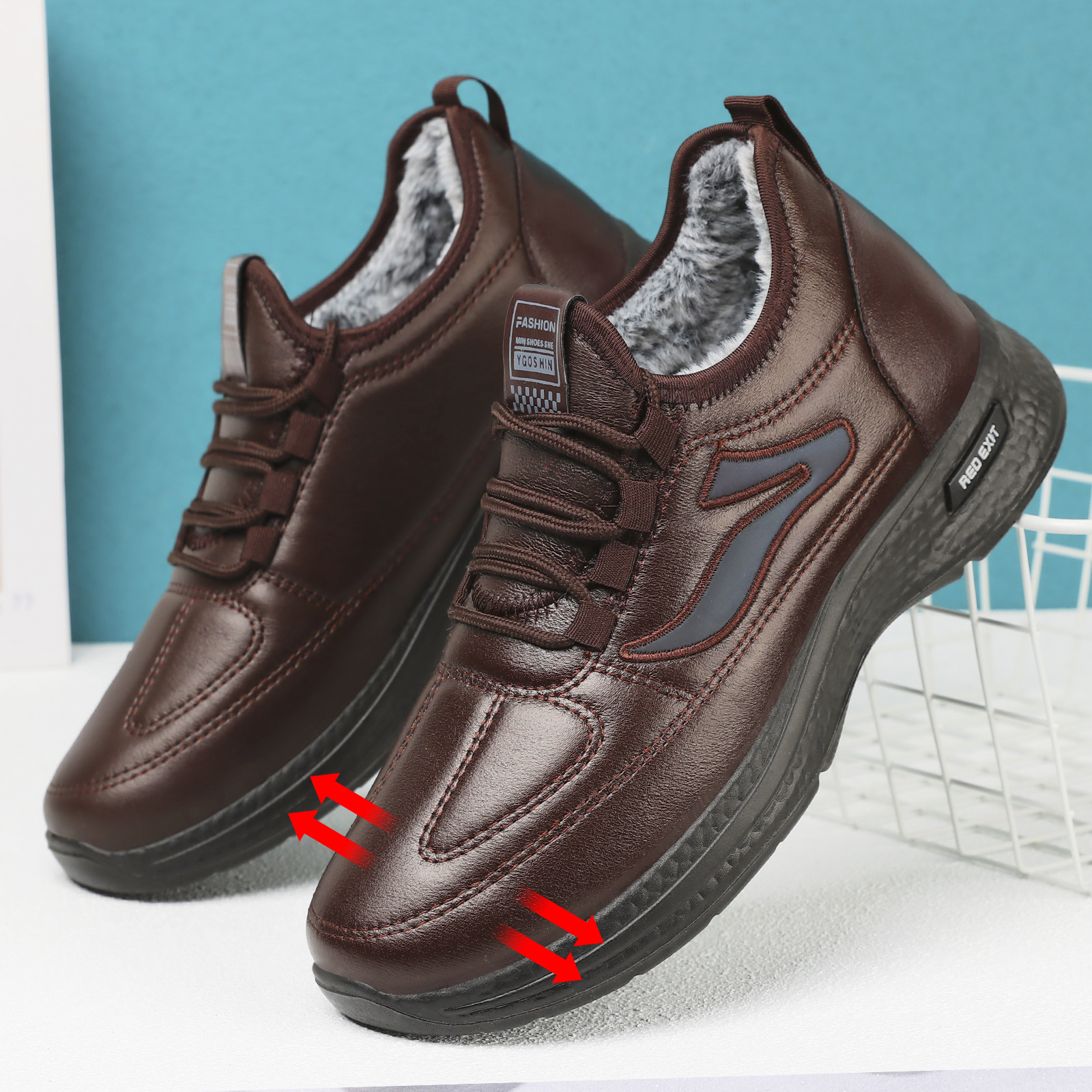 Nuevas botas de invierno de algodón para hombre, calzado de exterior con forro polar y botas de nieve engrosadas, botines cálidos de talla grande, botas de poliuretano y algodón para exportación.