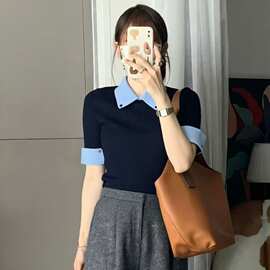 复古撞色翻领短袖针织衫女夏季2026新款修身百搭藏蓝色假两件上衣