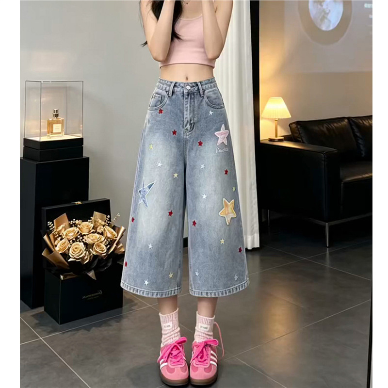 American Retro Star Patch Denim Shorts for Women, Summer Loose-Fitting Slimming Straight Wide-Leg Cropped Pants American Retro Star Patch Denim Shorts for Women, Summer Loose-Fitting Slimming Straight Wide-Leg Cropped Pants
